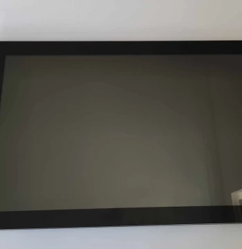 Panel LCD dotykowy 12,1 " z wbudowanym Komputerem