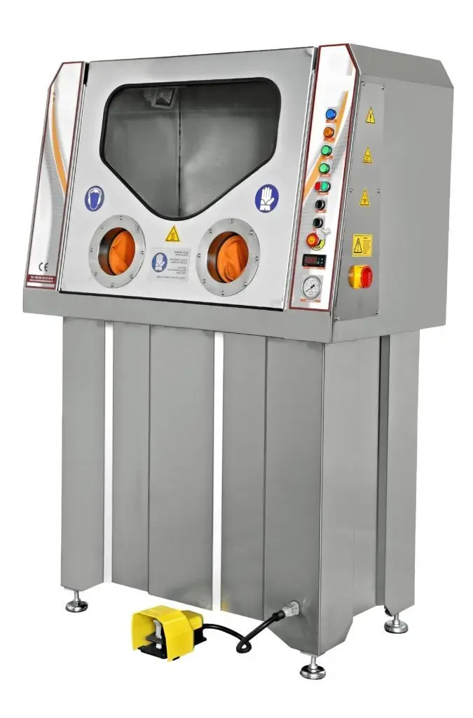 3492-Myjka-kabinowa-MY-200.webp Myjka kabinowa MY-200 - obrazek 1