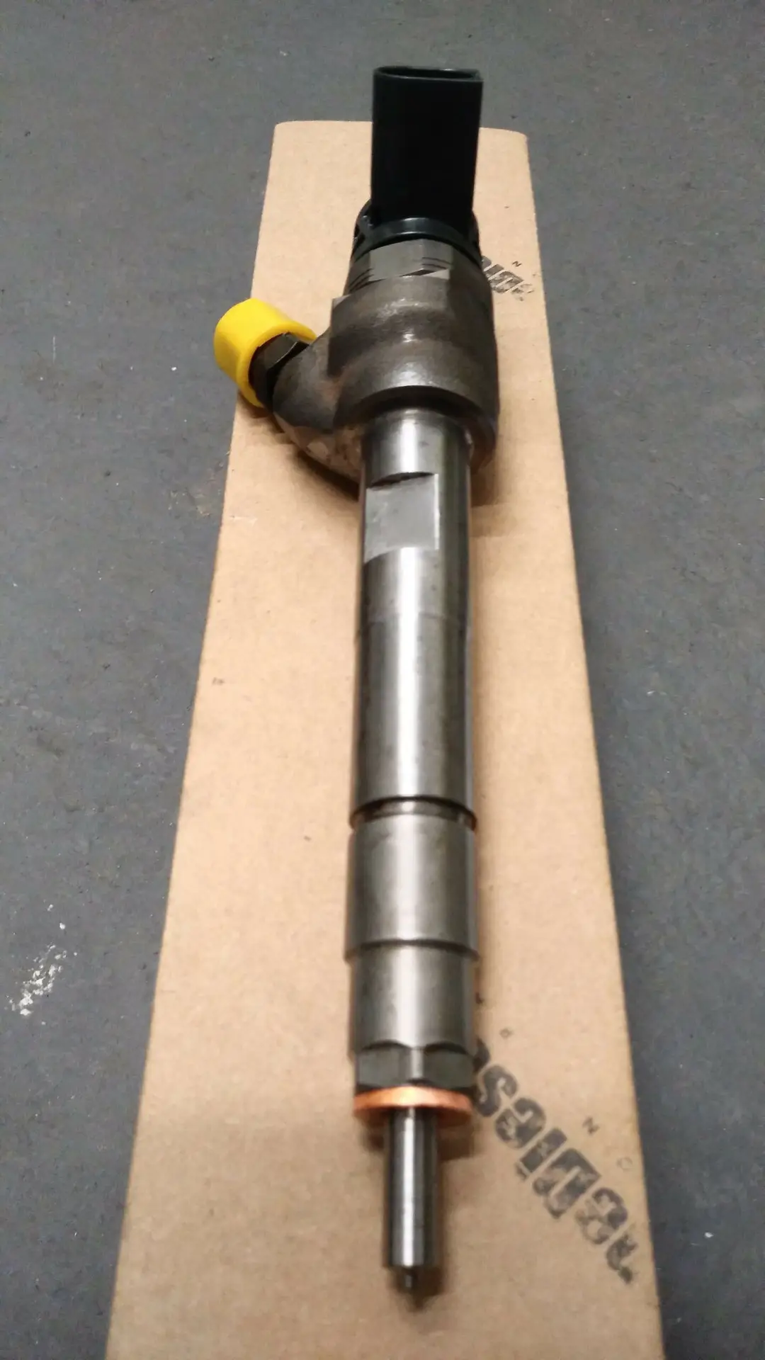 4588-Wtryskiwacz-0445110818-BMW-scaled-1.webp Wtryskiwacz Bosch – Alfa Romeo 159 1.9 JTDm – 0445110080 - obrazek 1