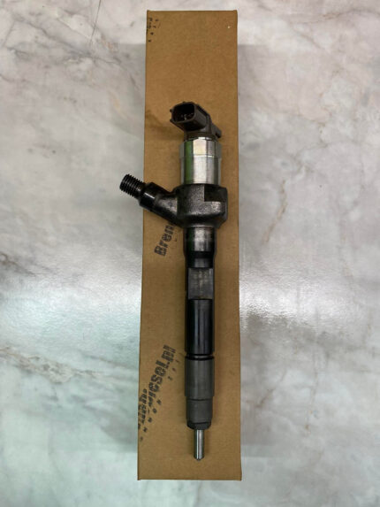 Wtryskiwacz Denso – Mitsubishi L200 2.5 DI-D – 1465A041