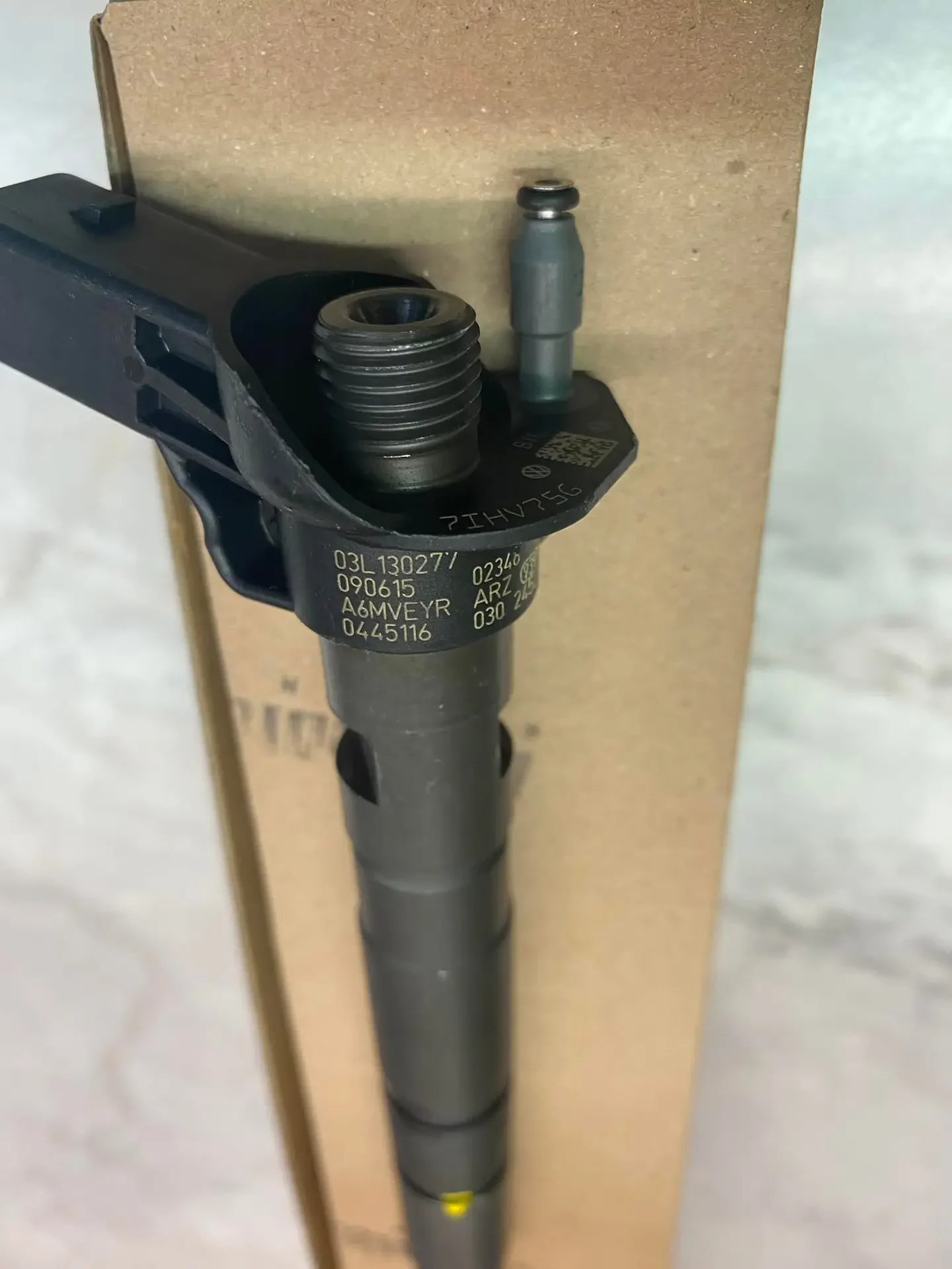 8364-Wtryskiwacz-BMW-X6-Series-xDrive-40d-3.0-Bosch-Diesel-0445117017-e1747126070806.webp Wtryskiwacz Bosch – Opel / Chevrolet / Saab 2.0 CDTI – 0445117048 - obrazek 1