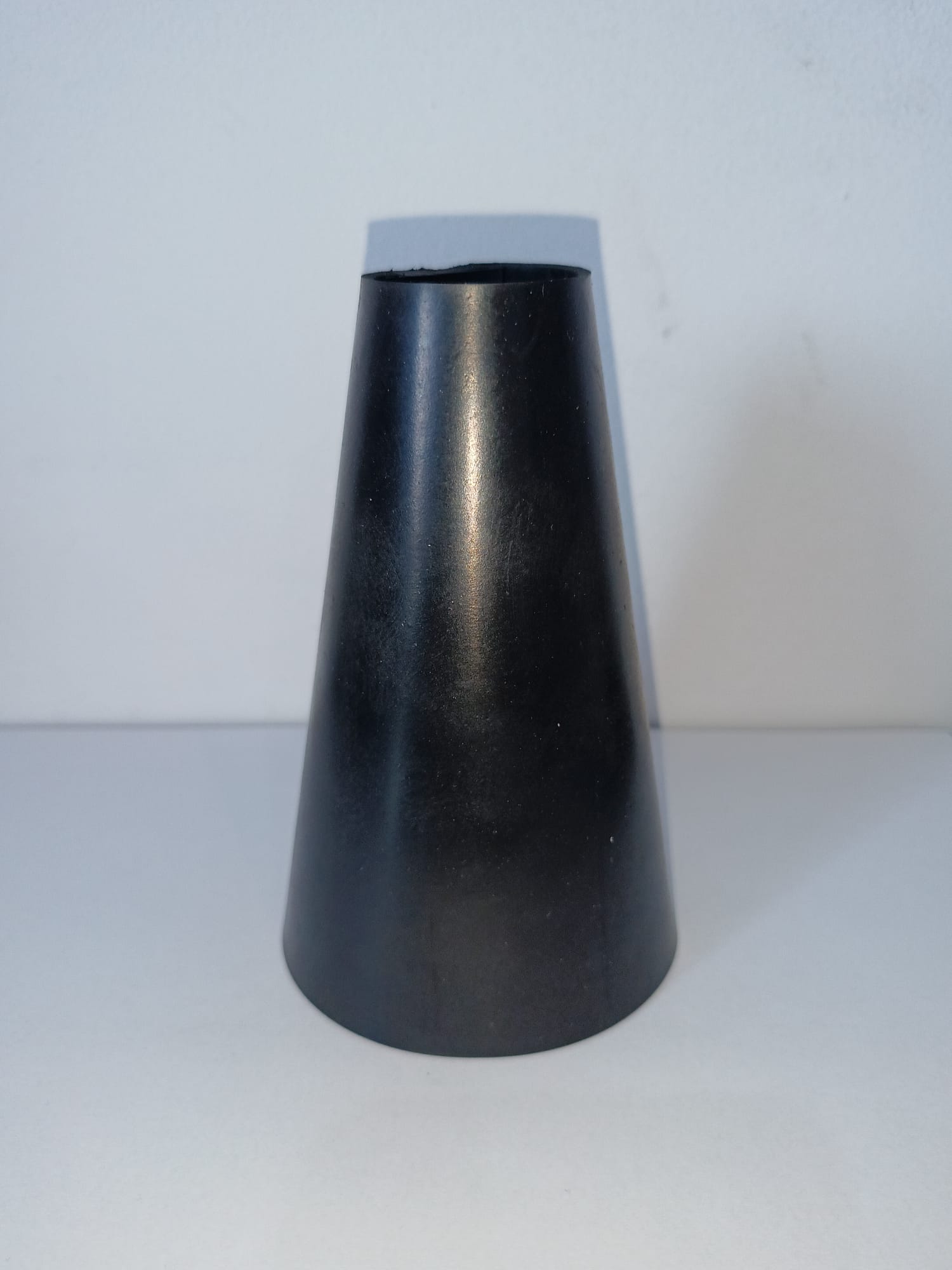 Zdjecie-WhatsApp-2025-04-24-o-09.28.16_86a770c4.jpg Guma stożek mały - obrazek 1